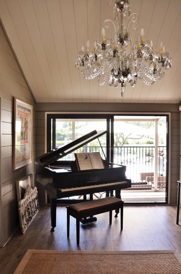 Quail Lodge Nz Snells Beach Eksteriør billede