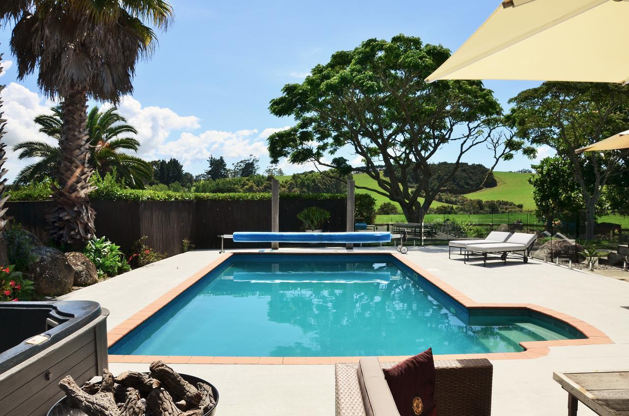 Quail Lodge Nz Snells Beach Eksteriør billede