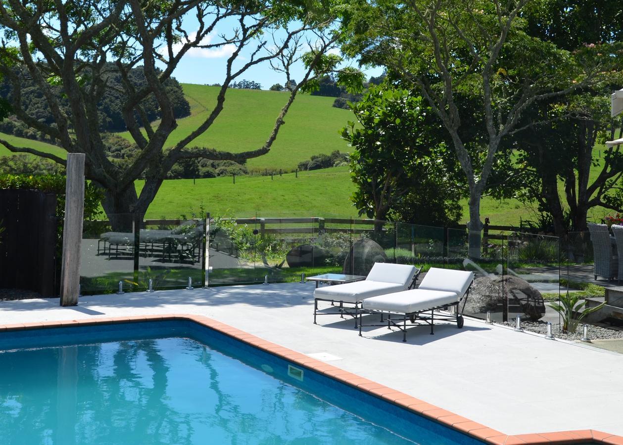 Quail Lodge Nz Snells Beach Eksteriør billede
